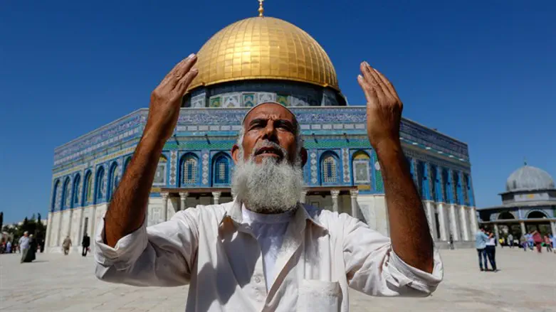Salafist man on Temple Mount