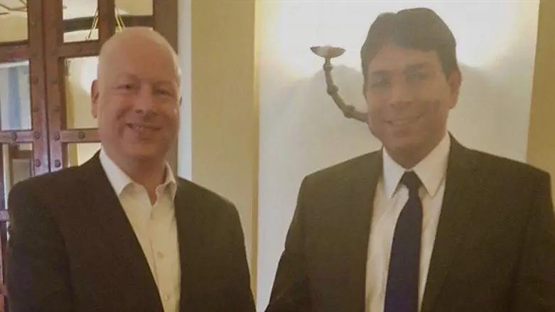 Jason Greenblatt (l), Danny Danon (r)