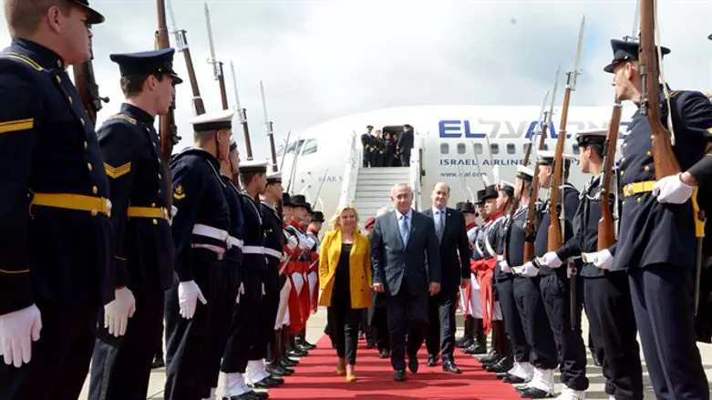 Netanyahu lands in Buenos Aires