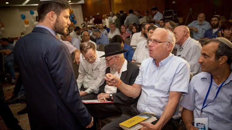 100 מתוך 500 המשתתפים היו נציגי הבית היהודי. ועידת האיחוד הלאומי