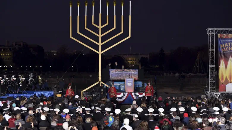 Lighting U.S. National Chanukah Menorah on Ellipse in Washington