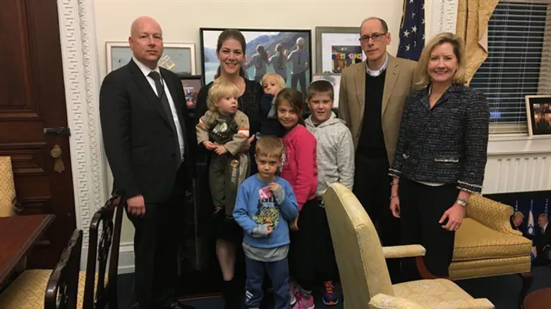 Salomon family with Jason Greenblatt in White House