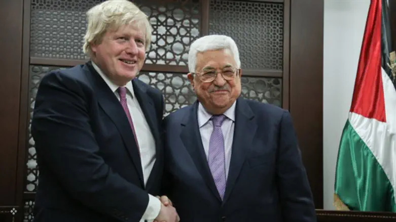 Boris Johnson with Mahmouad Abbas