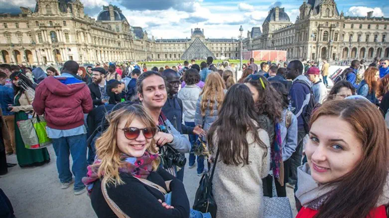 Participants in the Eurostars trip to France in 2015 at the Louvre Museum in Paris.
