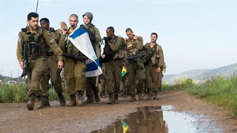 Golani soldiers completing their trek