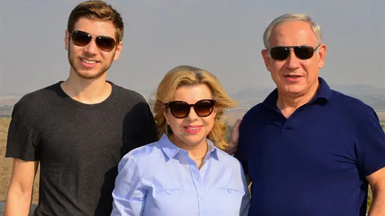 PM Netanyahu with wife Sara and son Yair