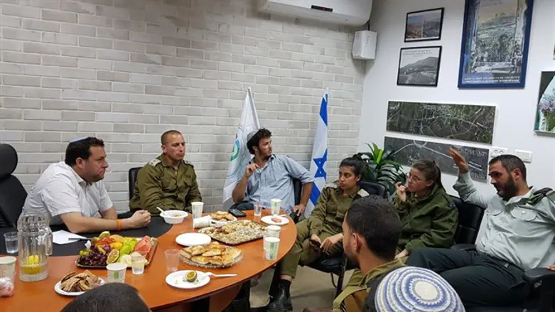 Встреча Йоси Дагана с бойцами бригады Шомрон