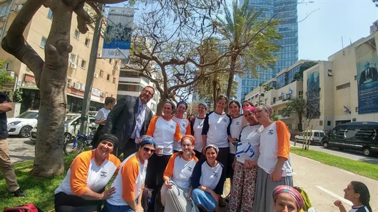 התלמידות בתל אביב