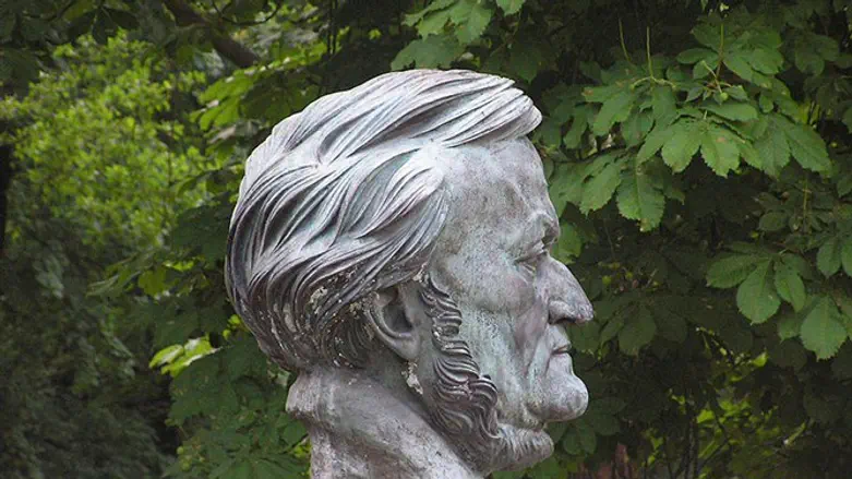 Wagner's bust