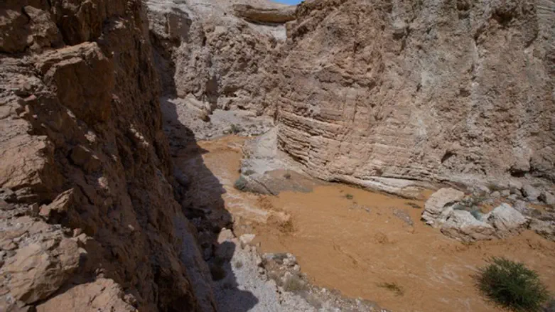 Flooding near Dead Sea (archive)