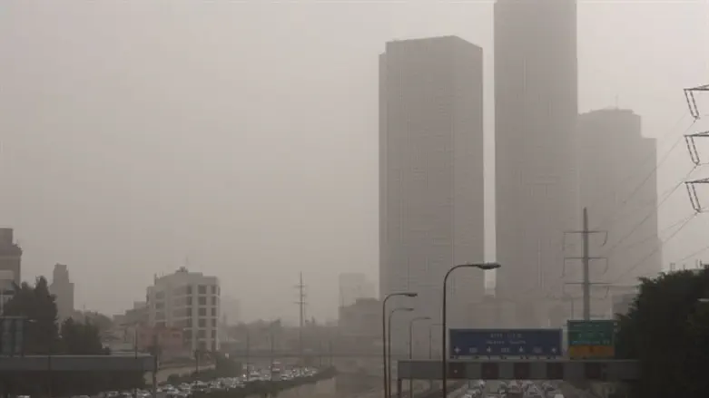 Air pollution in Tel Aviv