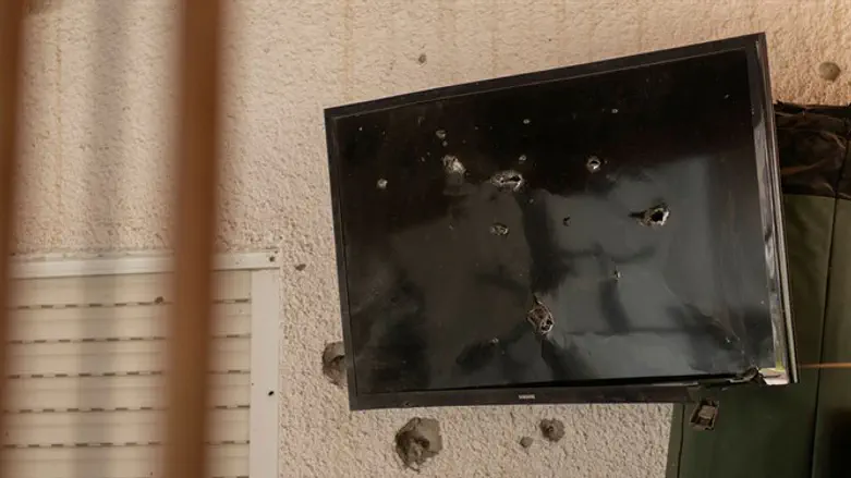 TV in Sderot damaged by rocket