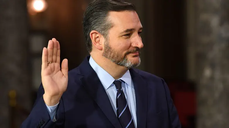 Ted Cruz sports beard as he is sworn in for second term in Senate