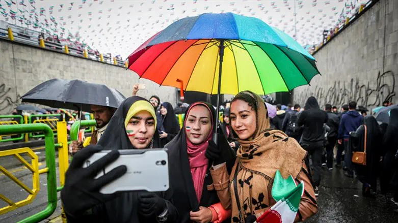 Courageous women at vanguard of Iran's unrest
