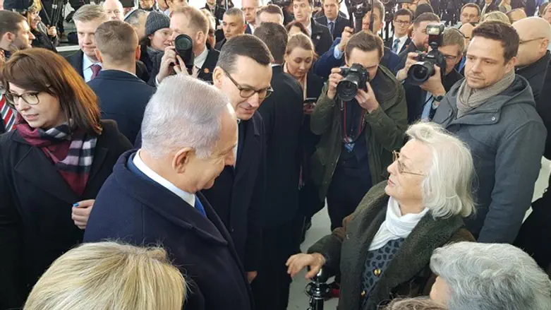 Netanyahu and Polish PM Morawiecki meet survivors at Holocaust museum in Warsaw