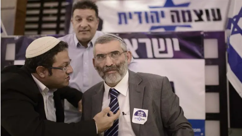 Otzma Yehudit candidates Itamar Ben Gvir (left) and Michael Ben Ari (right)