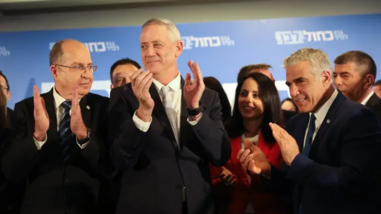 Blue and White party heads Moshe Ya'alon (L), Benny Gantz (C), and Yair Lapid (R)