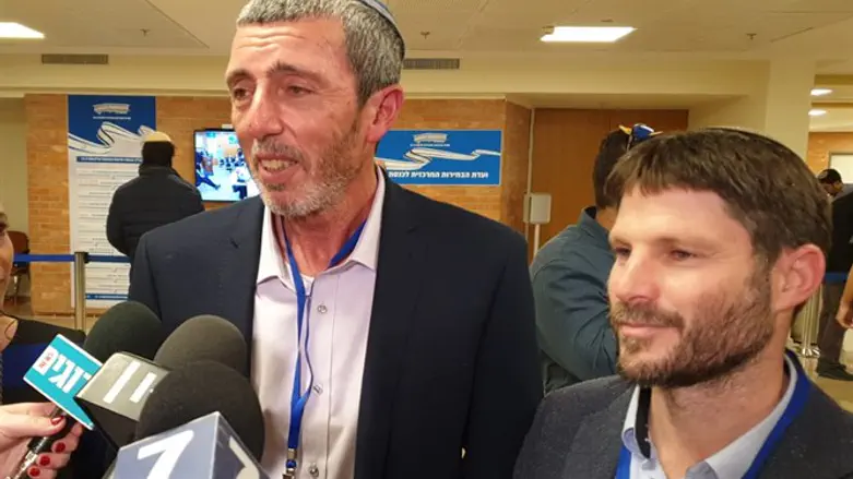Jewish Home Chairman Rabbi Rafi Peretz with National Union Chairman Bezalel Smotrich