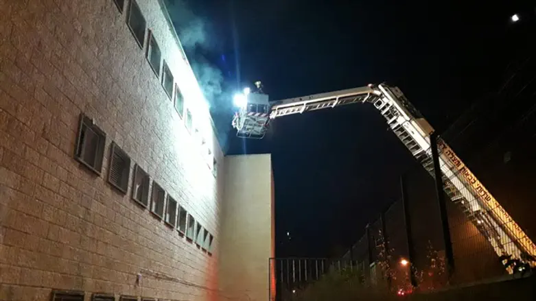 Пожар в иерусалимской школе