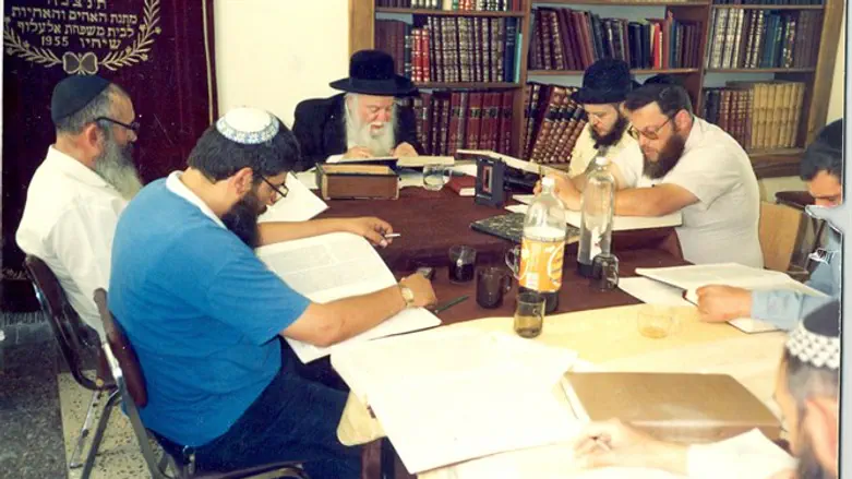 לימוד קבלה מתוך ראיית תהליך הגאולה במדינת ישראל. ישיבת המקובלים בית א-ל