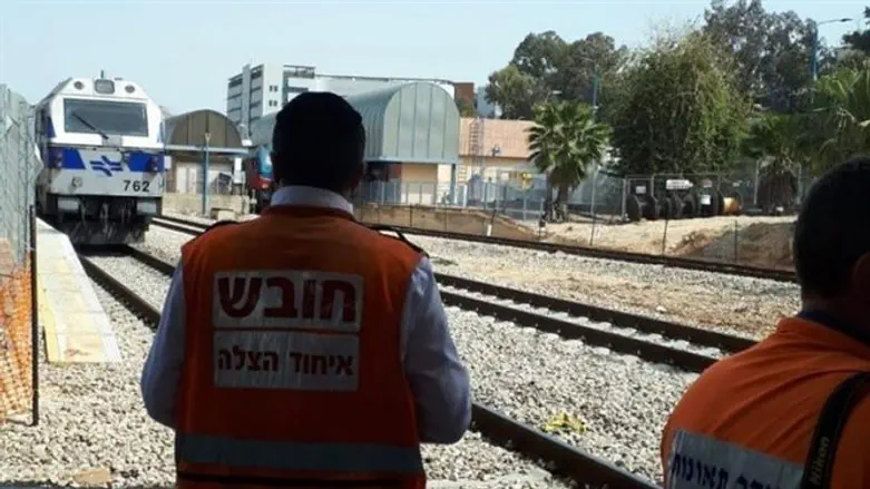United Hatzalah working with Israel Railway to ensure passenger safety