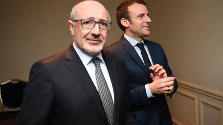 President of CRIF, Francis Kalifat, left, with Emmanuel Macron 