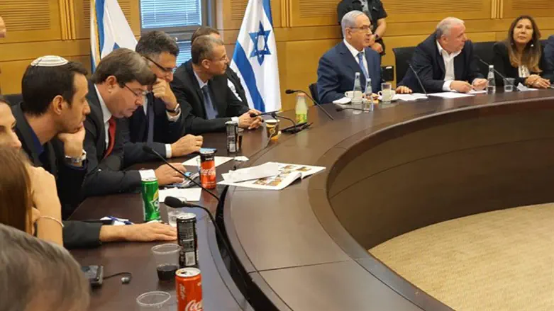Netanyahu at meeting of Likud MKs
