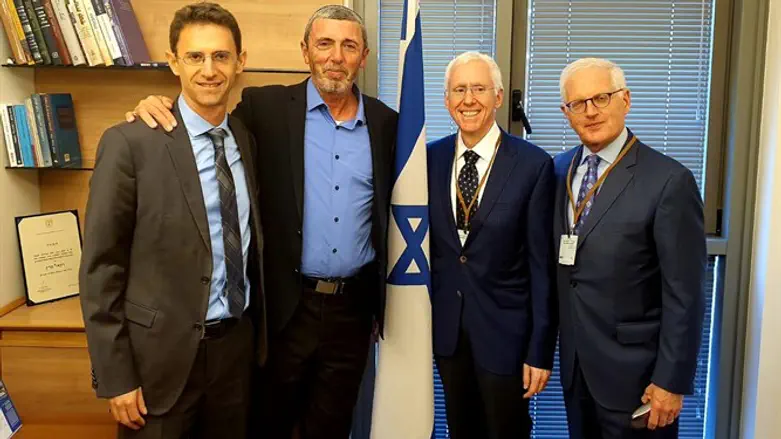Peretz with Brown (left), Kohr (right), and Fridman (center-right)