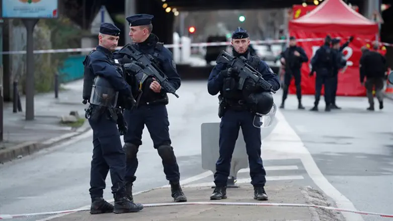 Security forces in Paris