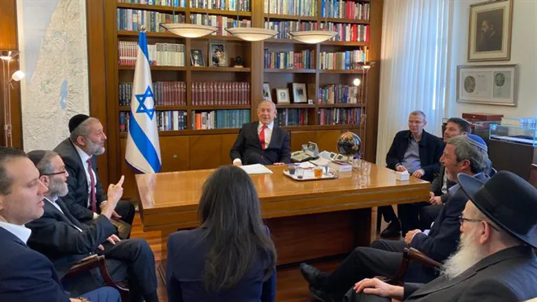 Нетаньяху с лидерами партий правого блока