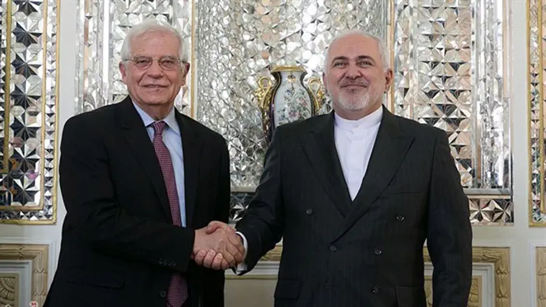 ג'וזף בורל עם שר החוץ האיראני