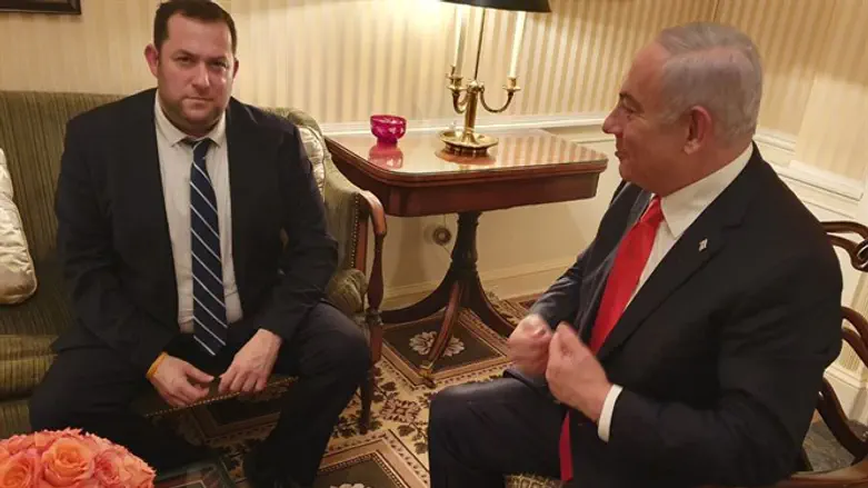 Yossi Dagan with PM Netanyahu