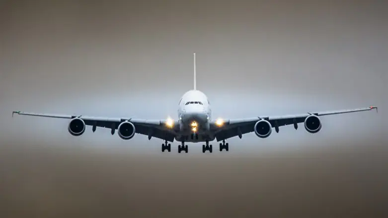 Самолет (иллюстрация)