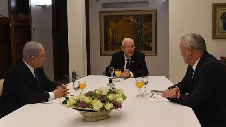 Rivlin with Gantz and Netanyahu
