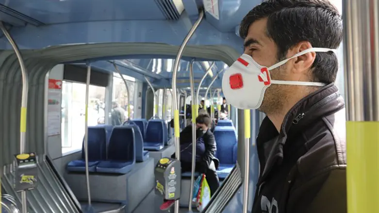 Facemasks in near-empty busses: Coronavirus
