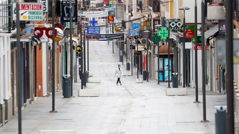 Streets in Spain emptied by corona