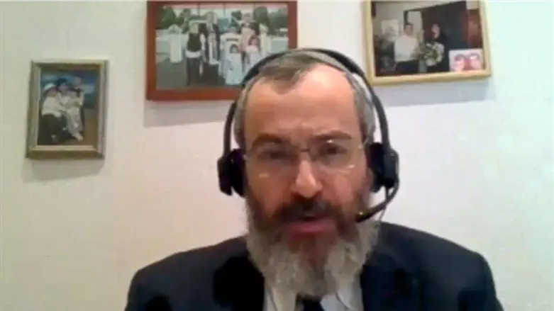 Rabbi Avichai Apel during online Torah course