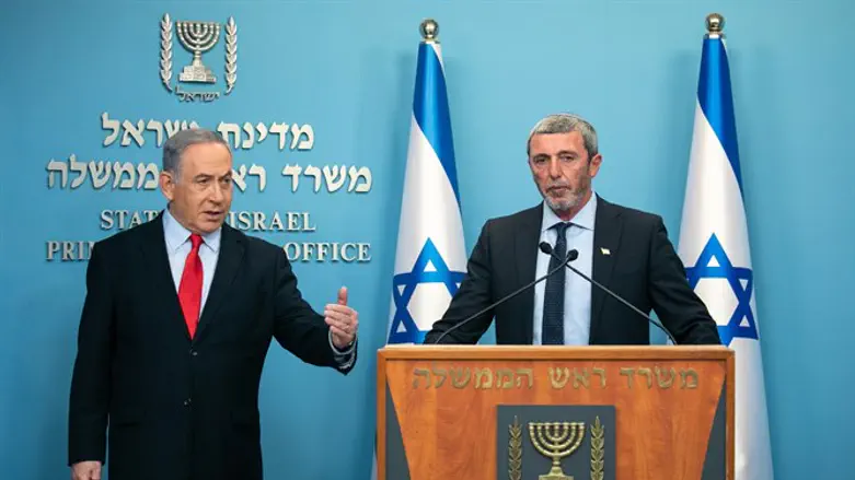 Rafi Peretz and Netanyahu