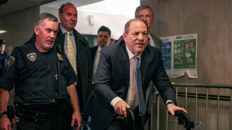 Harvey Weinstein enters New York City Criminal Court, Feb. 24, 2020