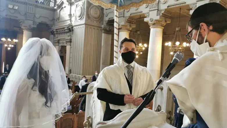 Jewish wedding in Rome