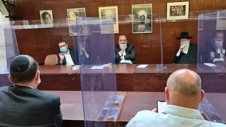 Haredi party heads with Minister Edelstein