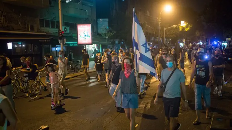 Демонстрация левых сил в Тель-Авиве. Иллюстрация