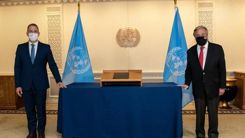 השגריר ארדן עם מזכ"ל האו"ם