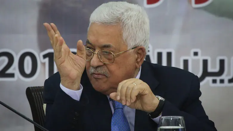 'I'm not a Holocaust denier, Israel is massacring Palestinians'