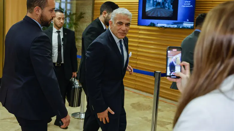 Lapid: Netanyahu sold out the country to the 'hardalim'