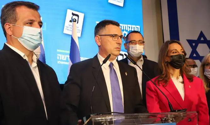 Гидеон Саар