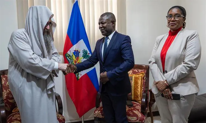 הרב פינטו עם ראש ממשלת האיטי-ערוץ 7 