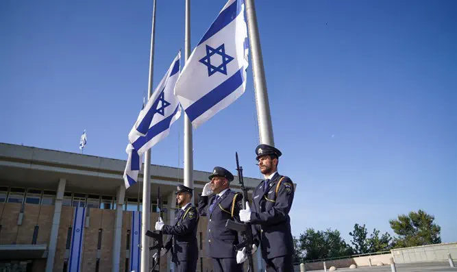 יום אבל לאומי על אסון מירון: הדגלים הורדו לחצי התורן - ערוץ 7