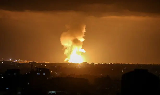 ВВС Израиля нанесли мощные удары по сектору Газы