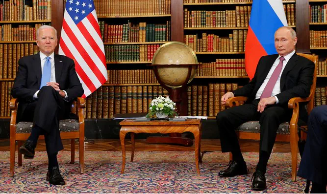 Джо Байден и Владимир Путин